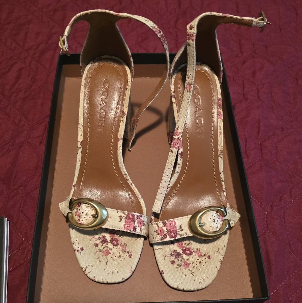 Coach Maya Floral Strappy Block Heels Size 8.5 B